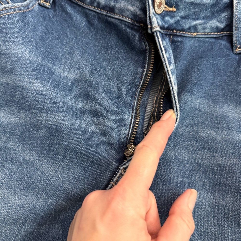 Kancan Jeans Estilo Patchwork Flare Back Raw Hems… - image 5